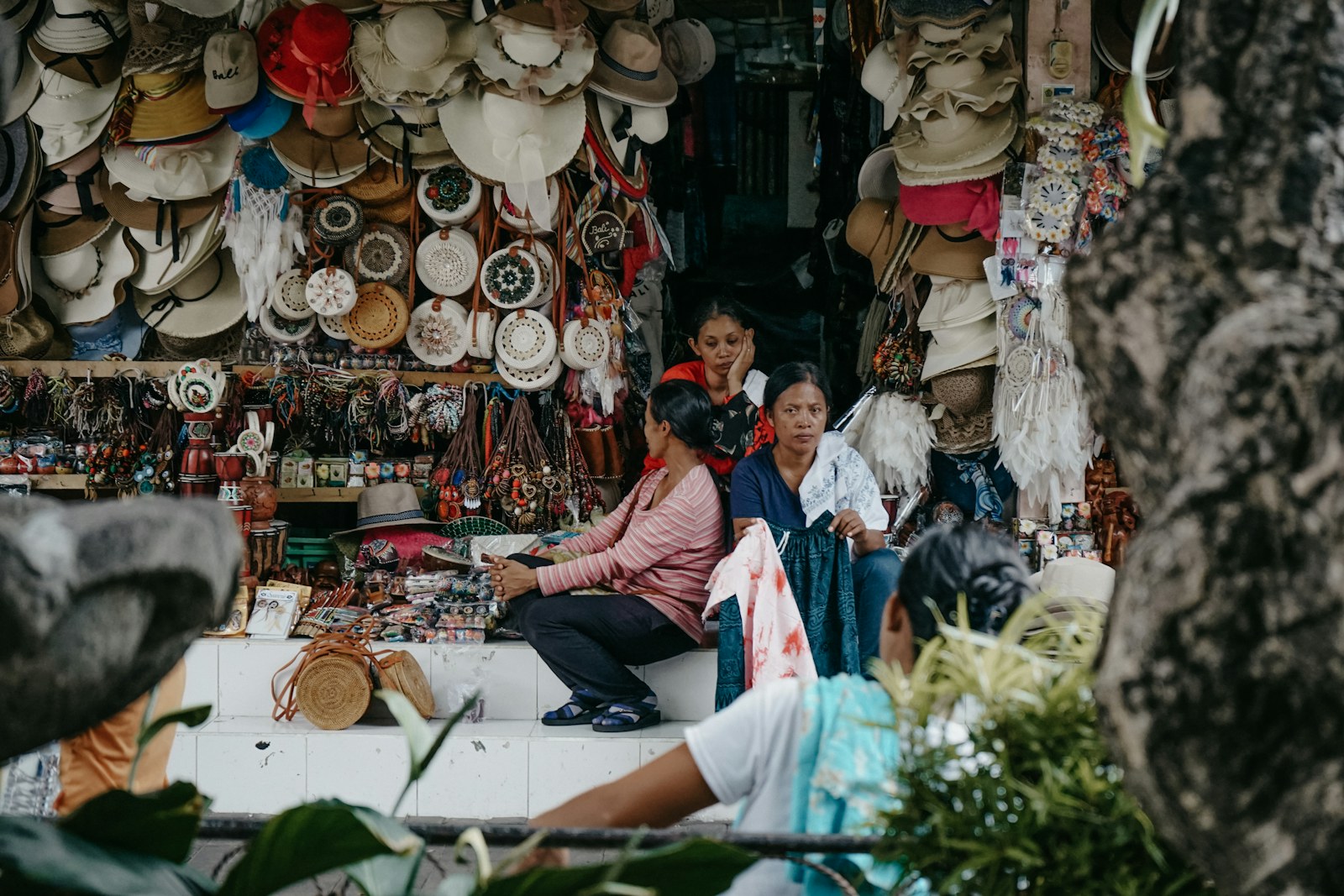 Marché traditionnel en Indonésie, Indira Tjokorda