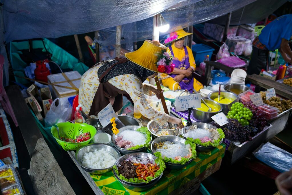 Marché de voyage en couleurs, photographie Kelvin Zyteng
